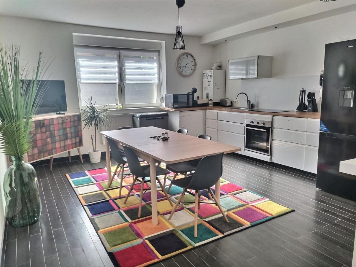 Ch Privee 18M - Canape - Netflix - Appart 120M Woippy Exterior photo